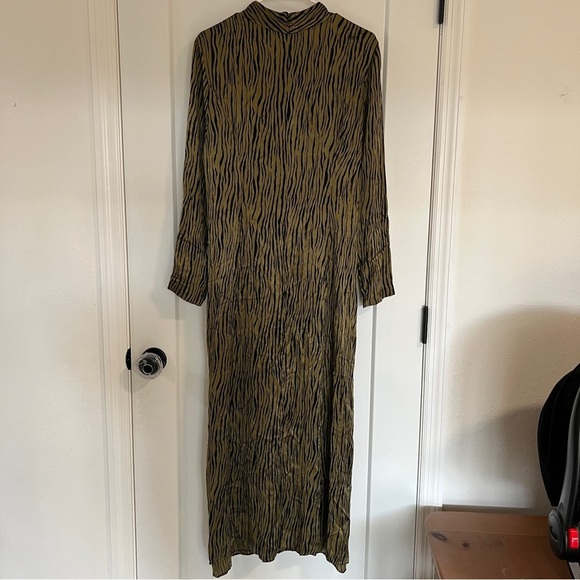 Petersyn Zuma Maxi - Picture 5 of 9